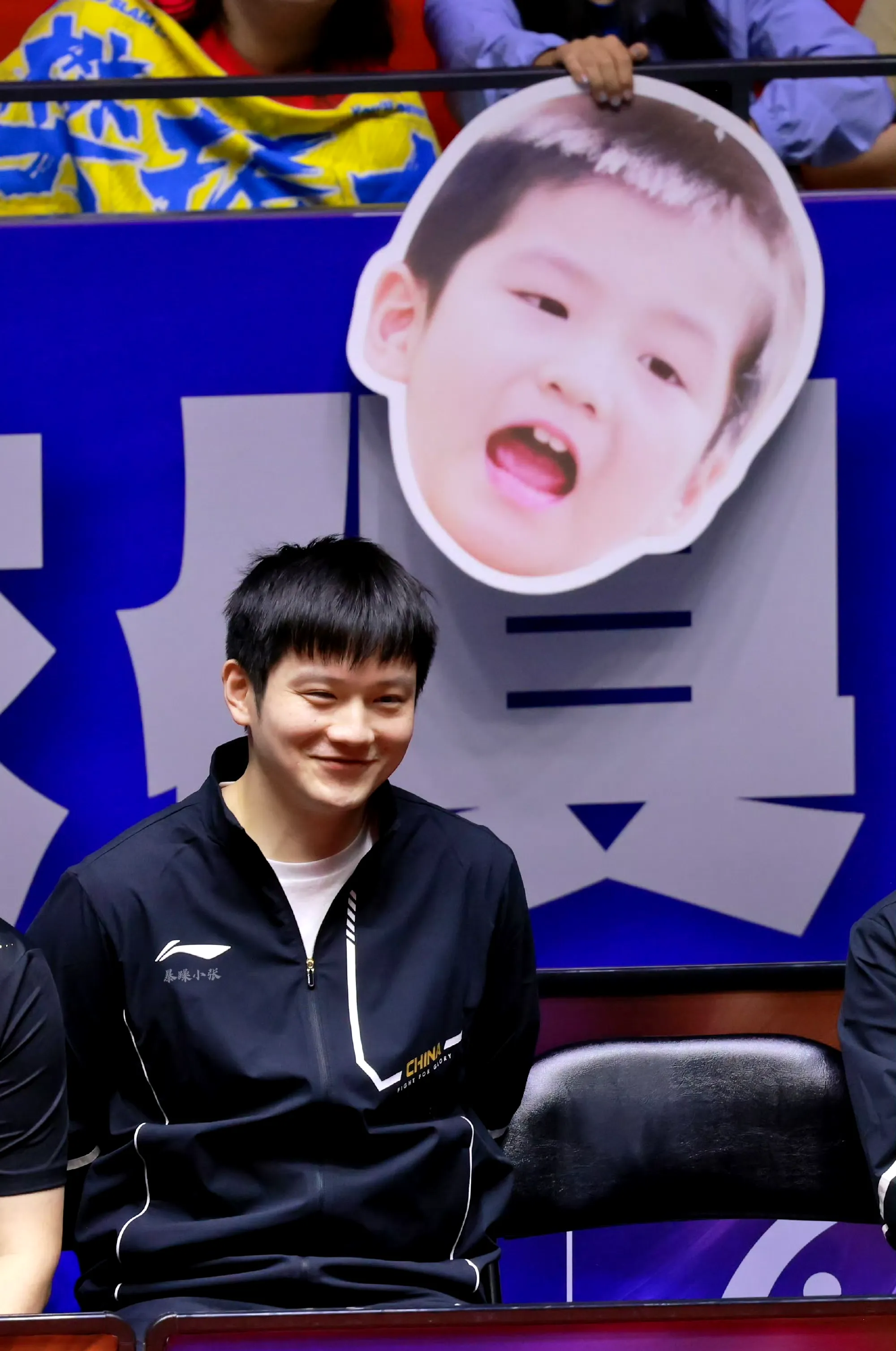 中国队鏖战日本队，许昕惊艳四座