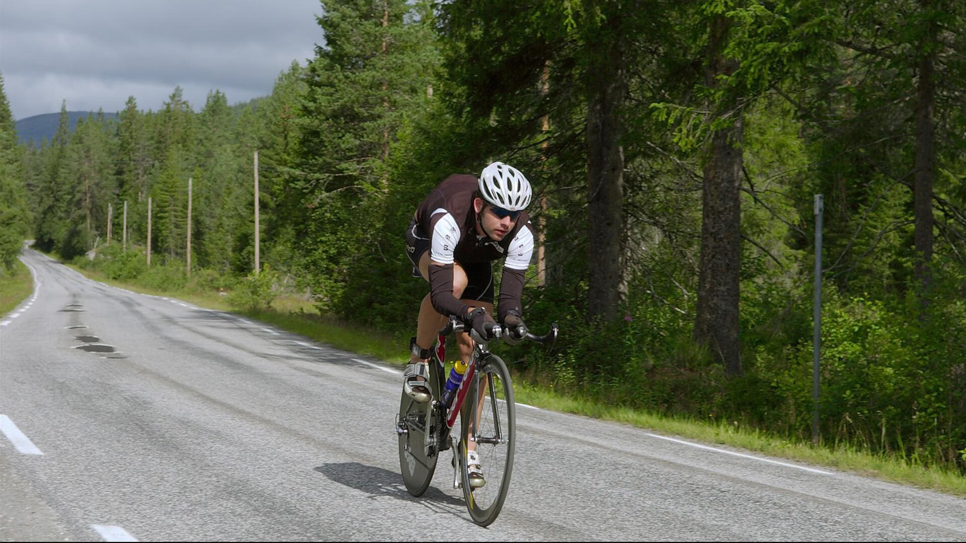 从阿尔及利亚翻盘委内瑞拉看东决关键战，逆袭背后的心理与战术密码