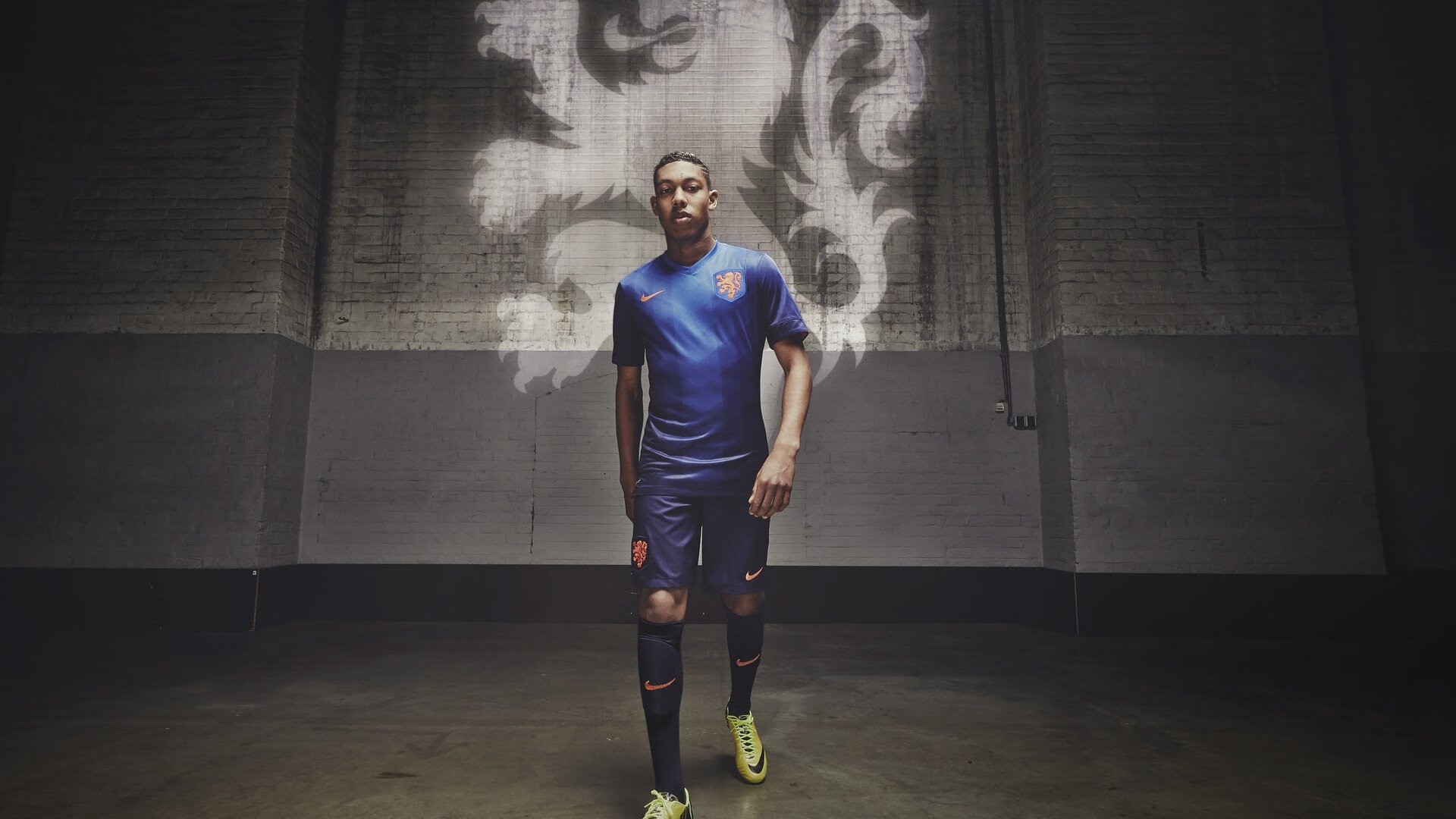 绝杀背后，当伦纳德撕开篮网，湖人露出冠军獠牙