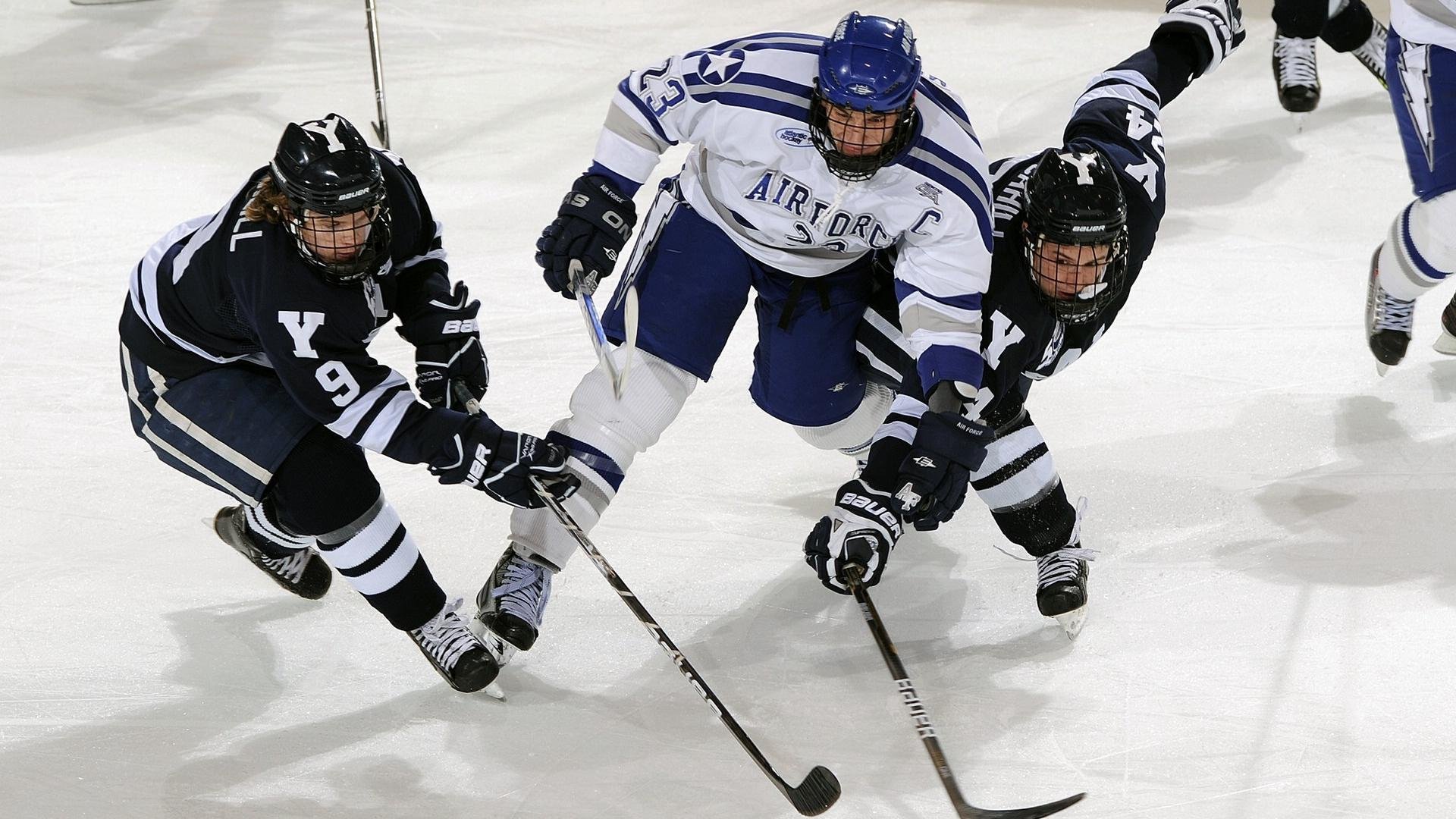 绝杀背后，当伦纳德撕开篮网，湖人露出冠军獠牙