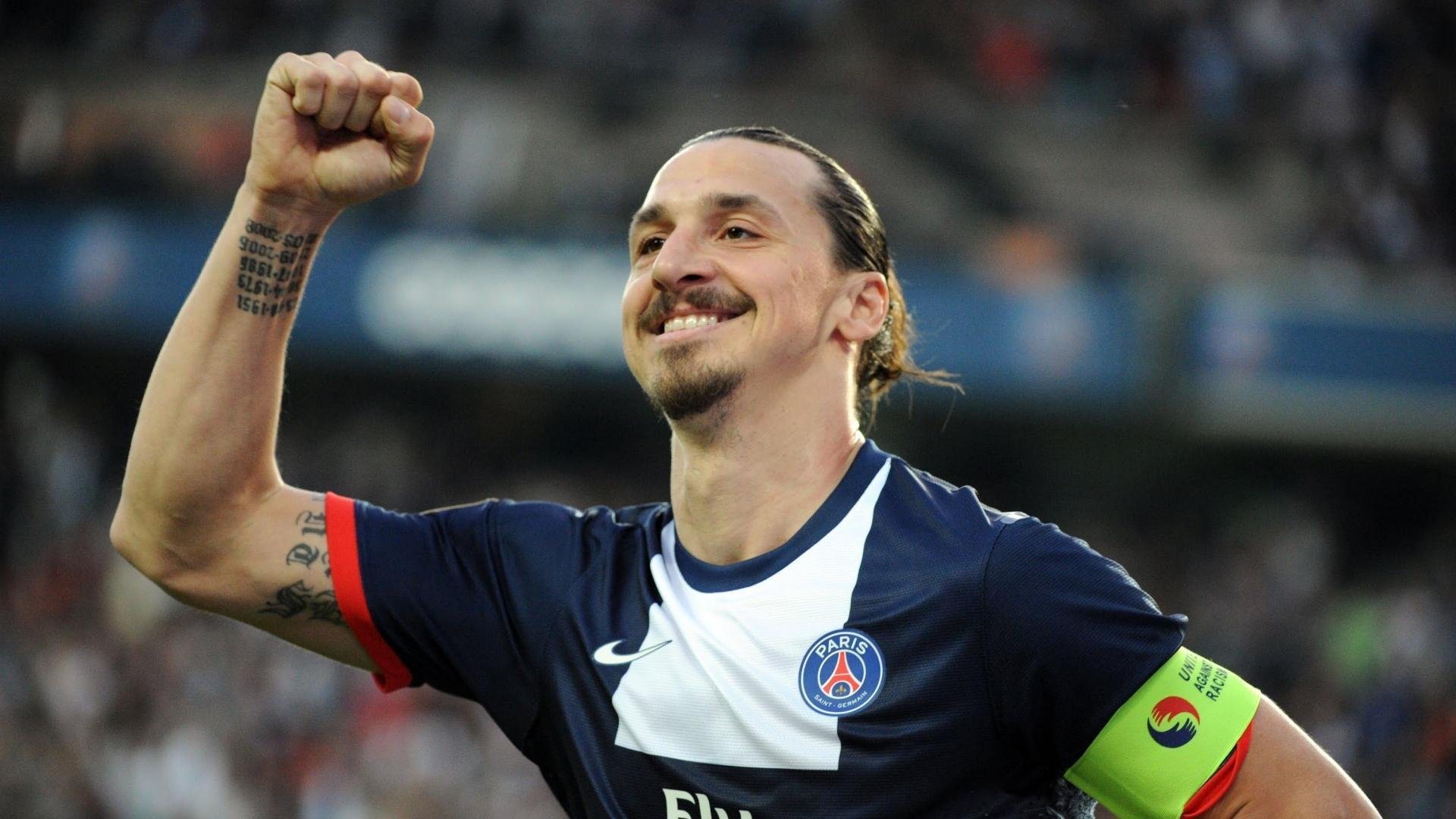 黄喜灿一锤定音,希腊硬仗中力克尼斯的关键先生