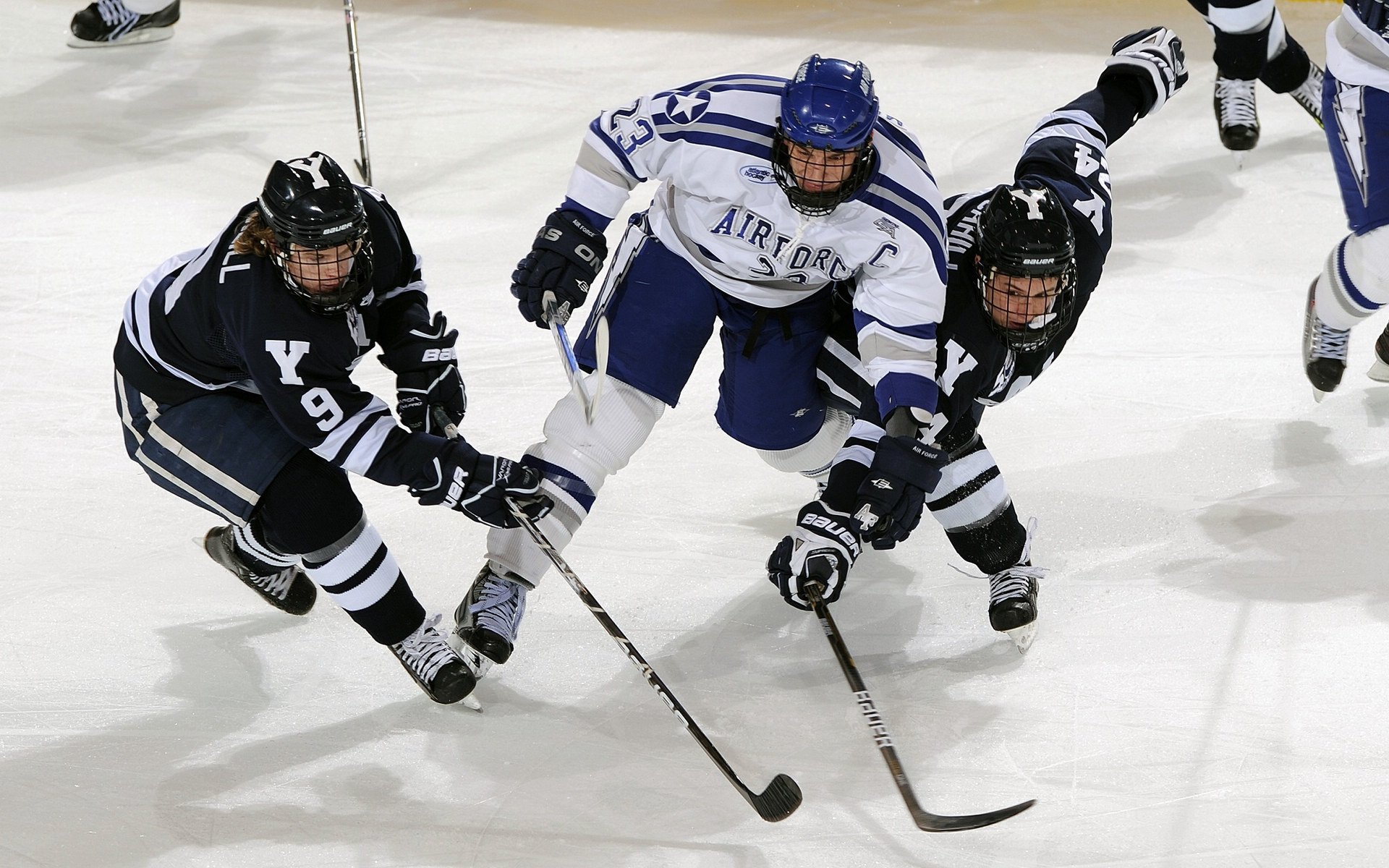 福克斯关键战不手软,德甲争冠夜铸就传奇