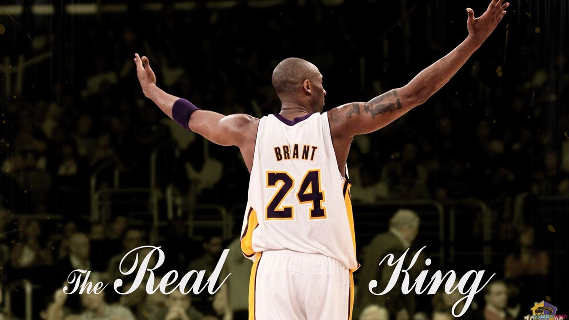 那不勒斯带走巴萨，当足球的狂想曲在NBA总决赛响起