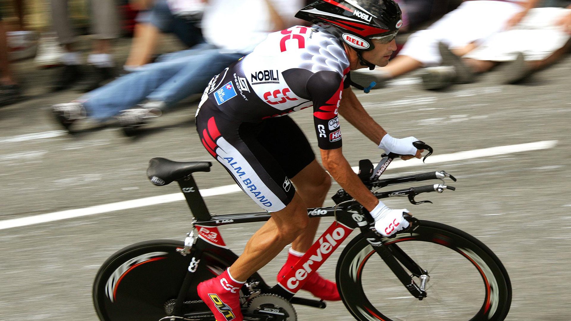 当横扫遇见统治，76人的团队风暴与约基奇的个人神迹