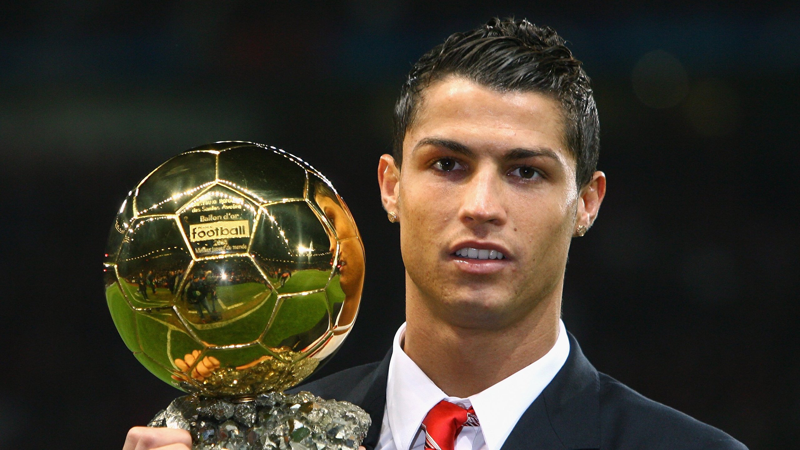 枪炮与风笛，当阿森纳的钢铁洪流碾过德国战车，莫德里奇奏响克罗地亚孤勇者的挽歌